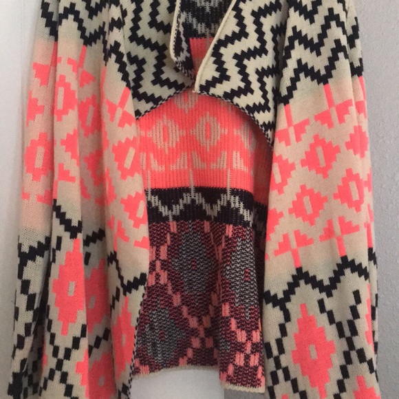 Sweater - Picture 2 of 2